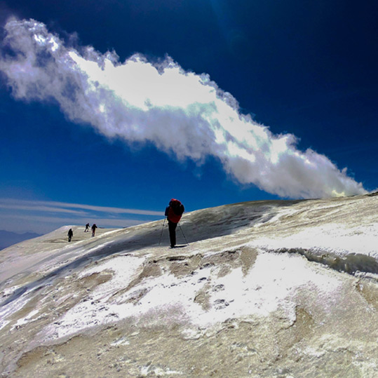Damavand mount and Damavand tours introduction 1 An image of the top of Damavand peak in Iran and sulfur gases emanating from the crater